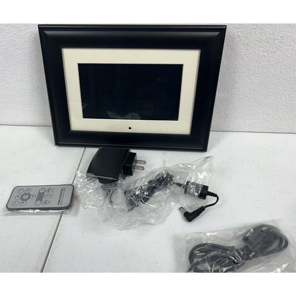 Pandigital Digital Photo Frame & Remote 7" - Store tons of images, 512MB Memory!